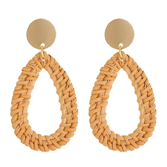 Rattan Teardrop Ethnic Earrings - Picture 9 of 10
